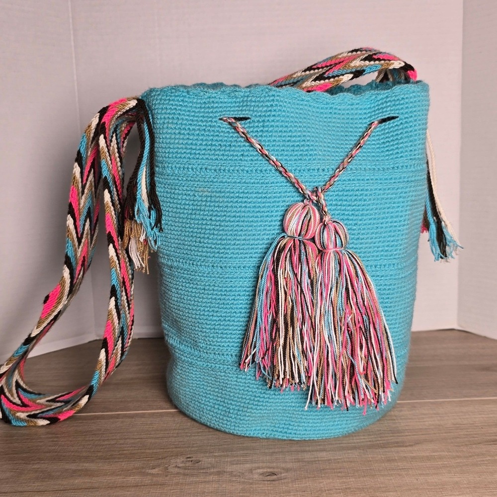 Handwoven Boho Mochila Bag | Wayuu-Style Woven Crossbody Bucket hippie tribal - Picture 2 of 10